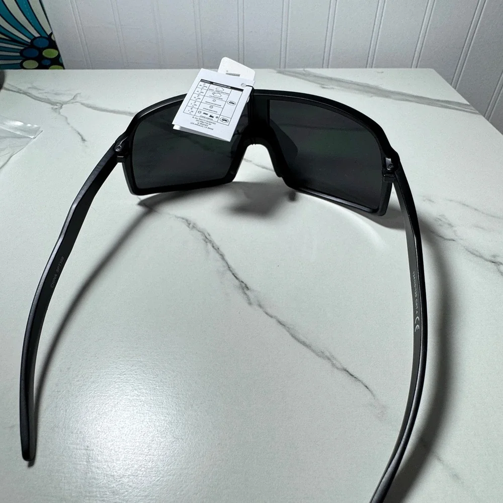 Sport Eyewear Shield Sunglasses Black Wrap UV400 Cat 4 134-0-139 SPT109